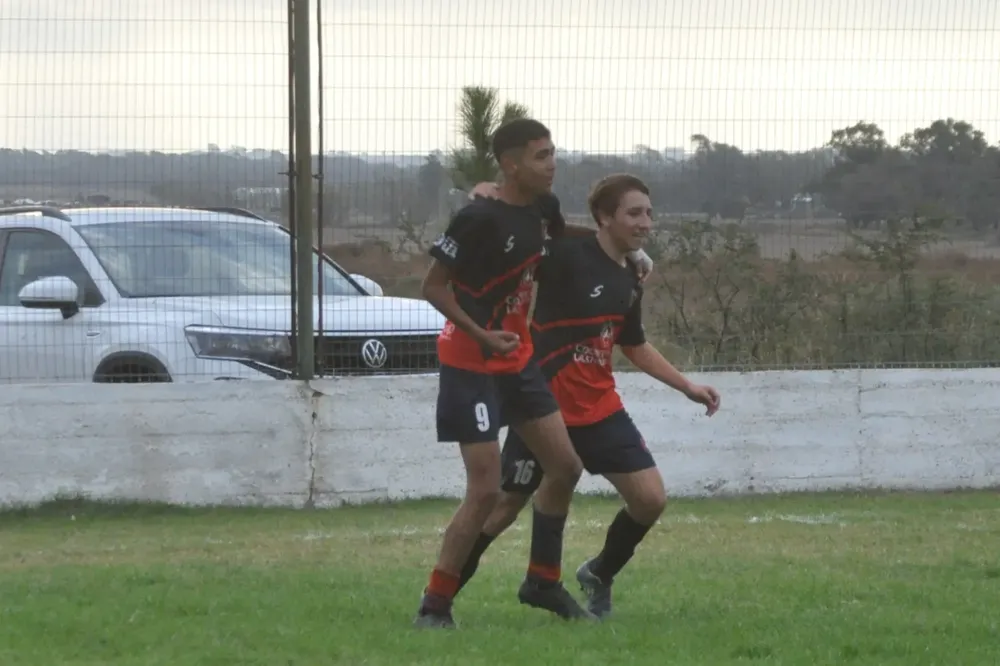 Fecha 10 Infantiles Juveniles Centro Social Fusión FC Atenas B (202)