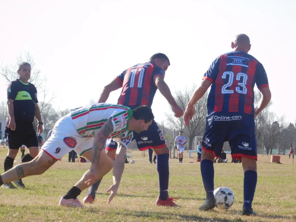 Los Profesionales +43 (9)