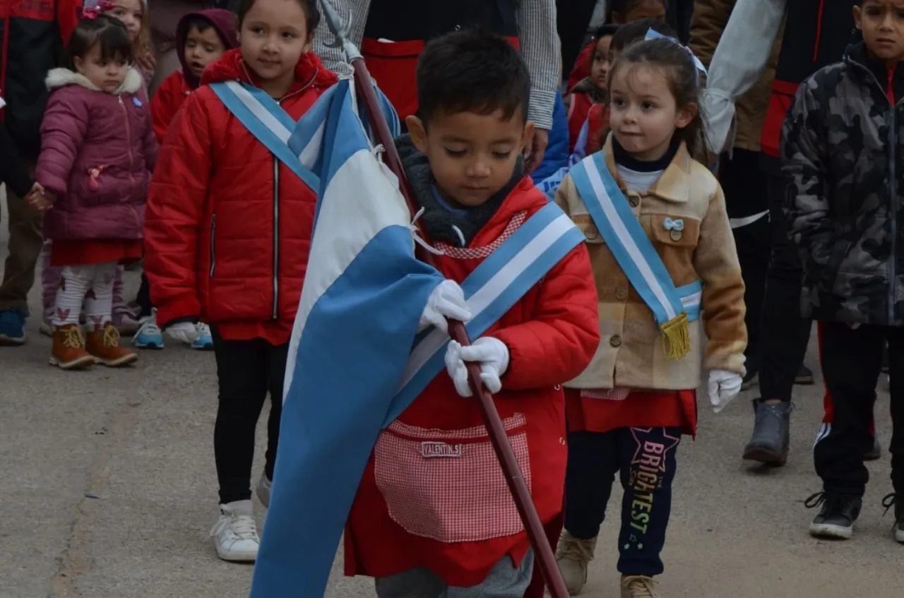 25 DE MAYO (2)