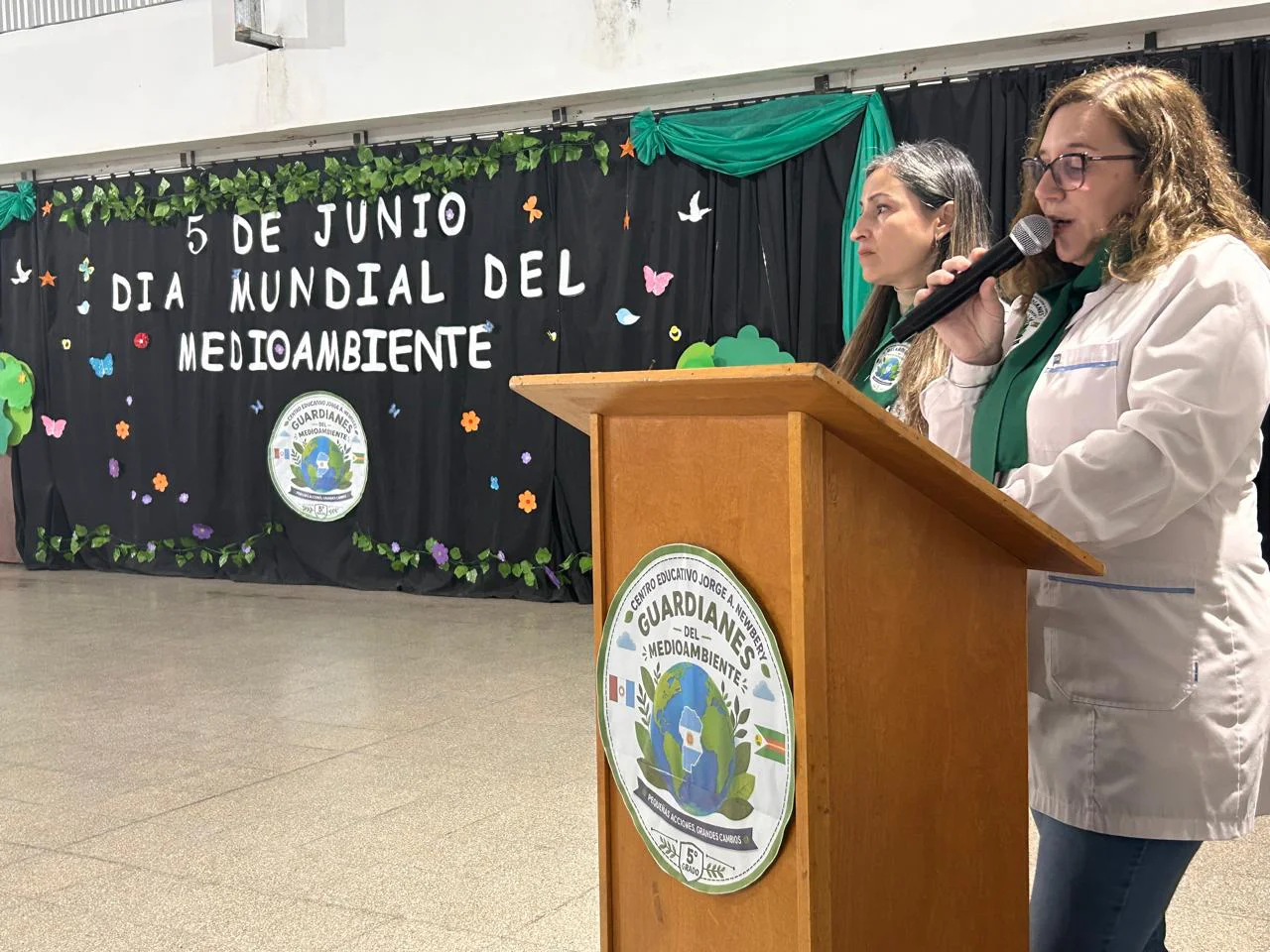 GUARDIANES DEL MEDIO AMBIENTE  ACTO  (3)