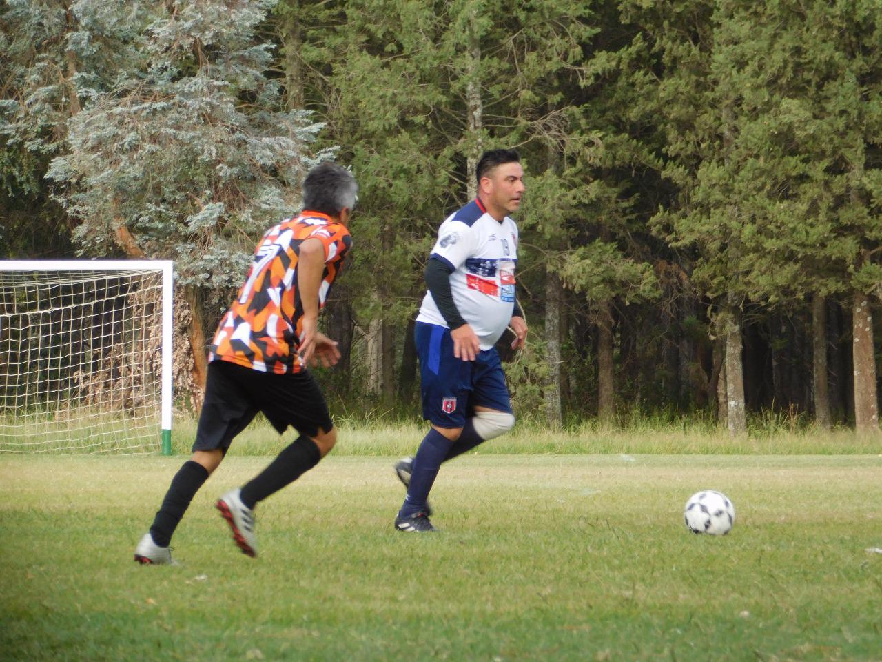 Profesionales Las Higueras vs DGI (4)