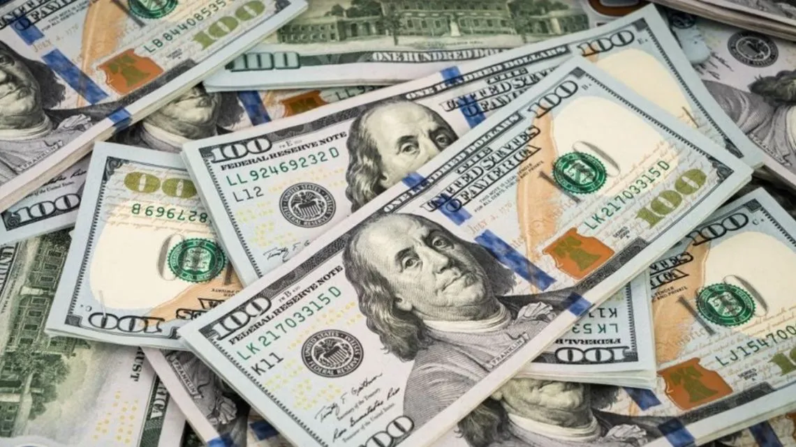 DOLAR