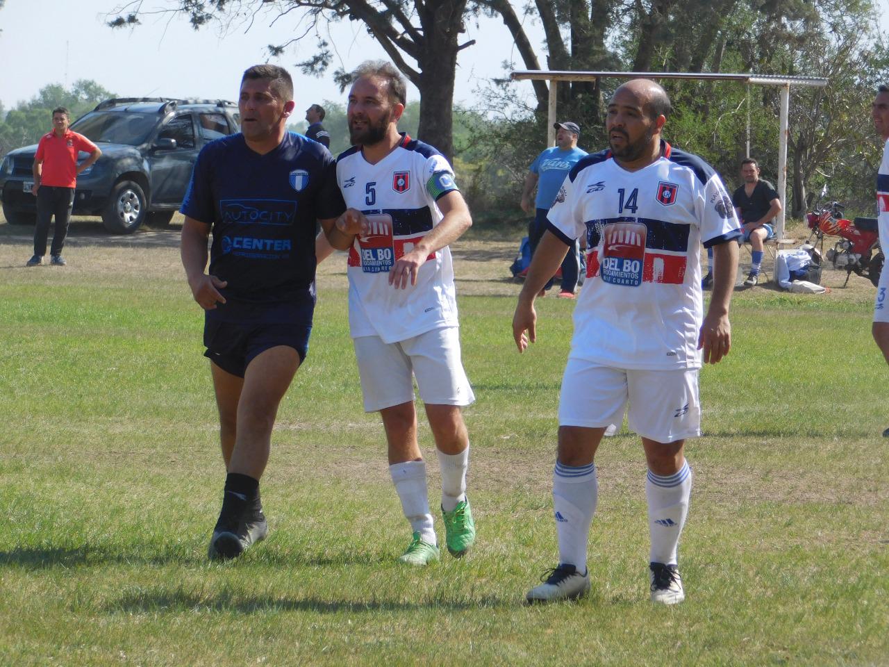 Seniors Las Higueras vs Docentes (15)
