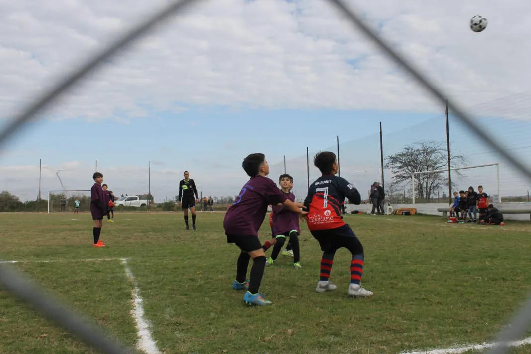 Fecha 10 Infantiles Juveniles Centro Social Fusión FC Atenas B (5)