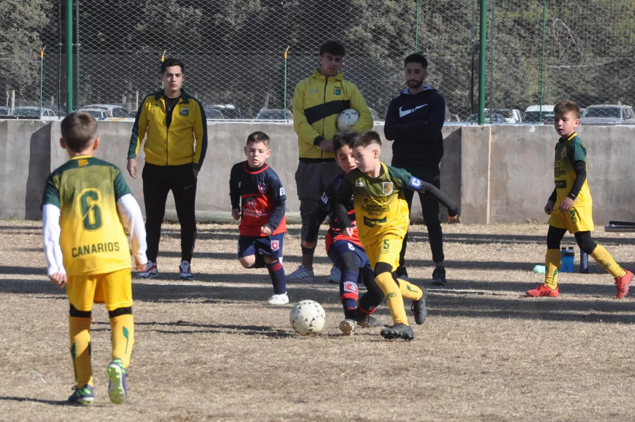 Centro Social vs Roncedo vs Deportivo Rio Cuarto (55)