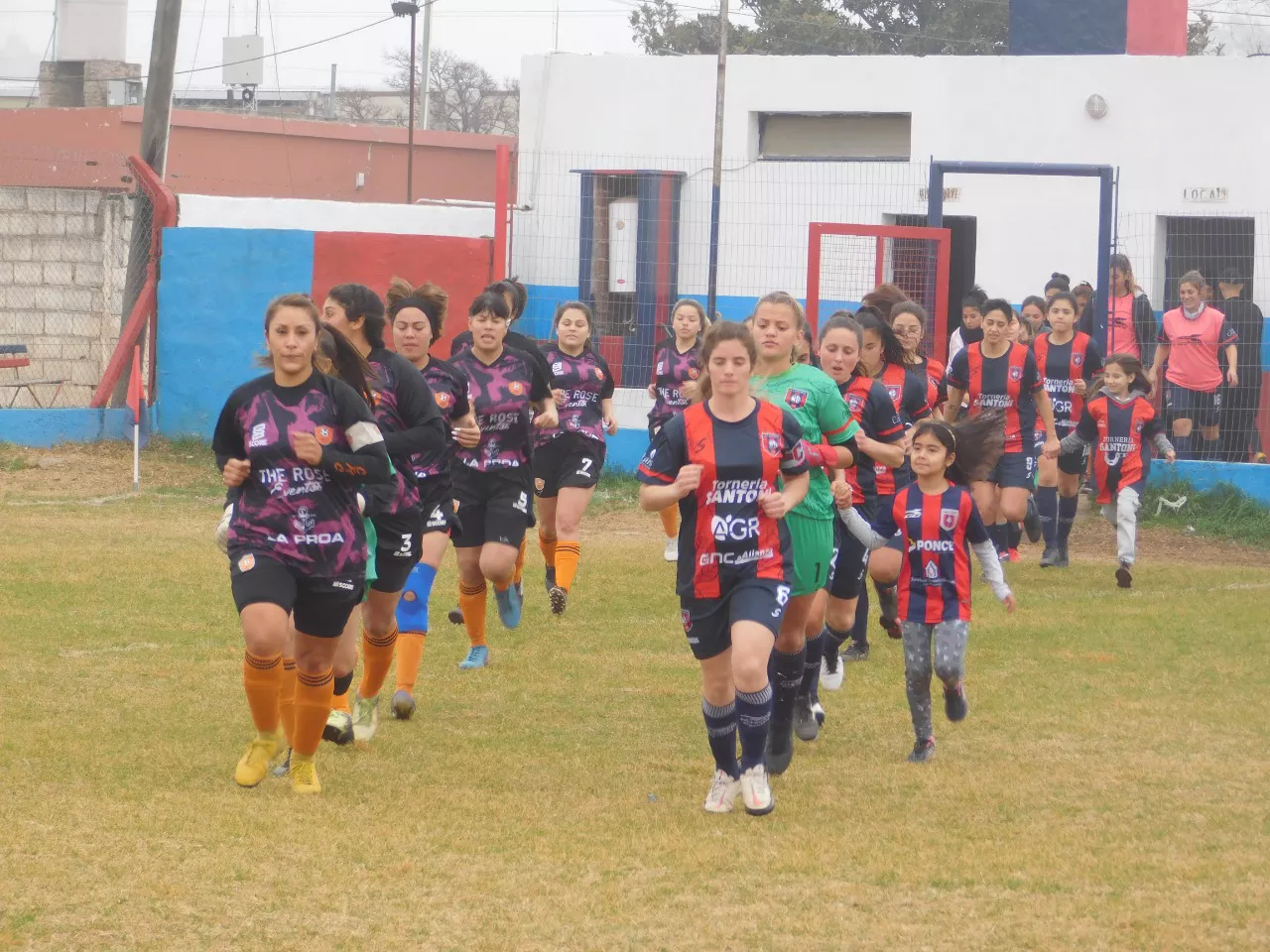 Centro Social Socialeras vs Renato (7)