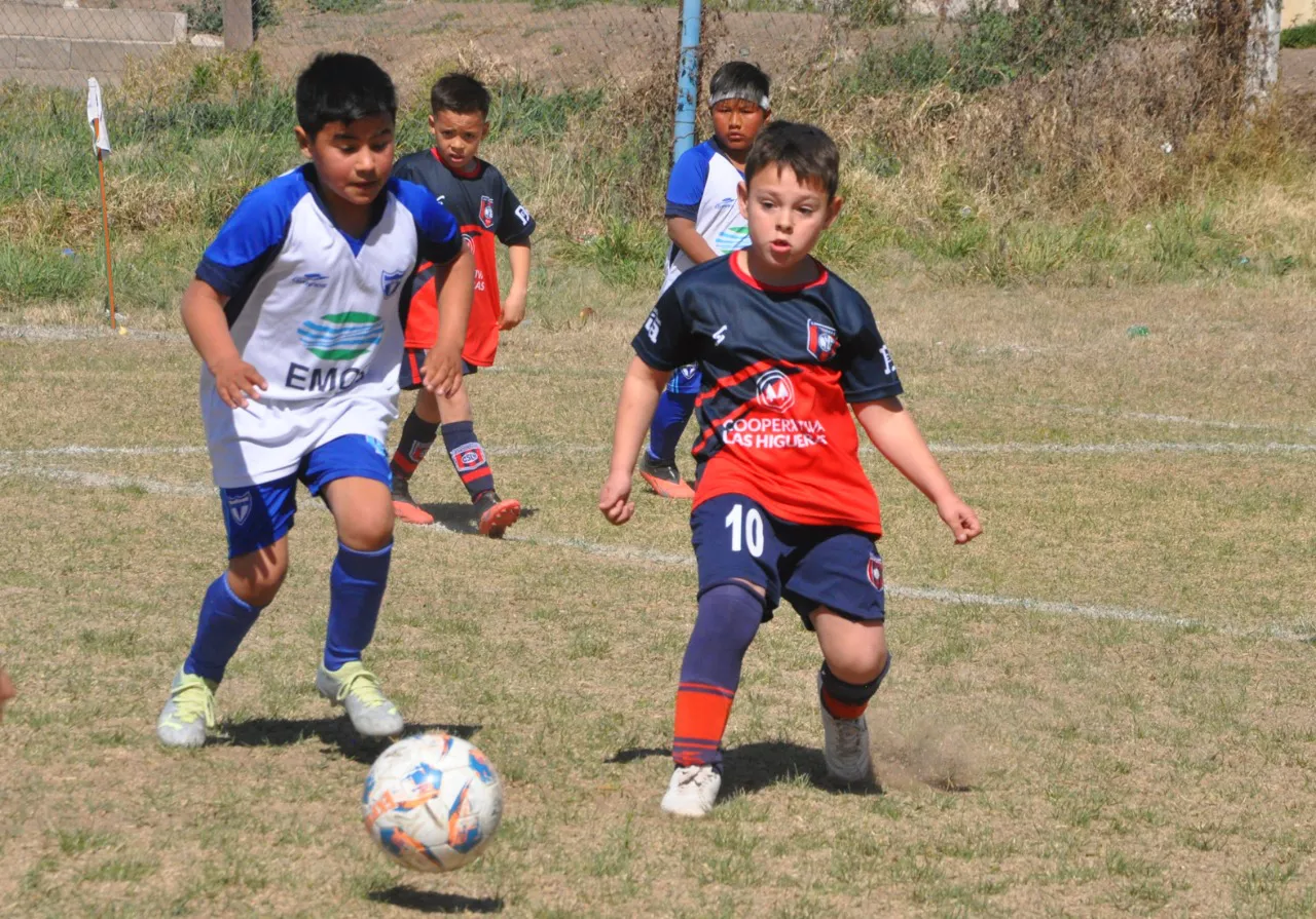 Centro Social vs Defensores de Alberdi vs Juventud Unida Río Cuarto (162)