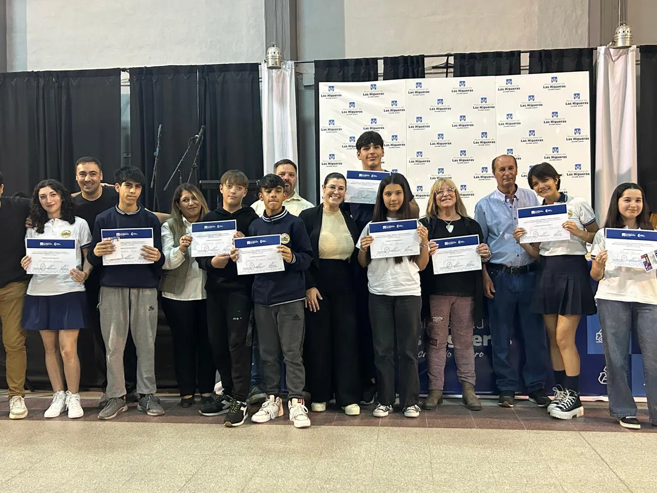ESTUDIANTES DESTACADOS 2025 (3)