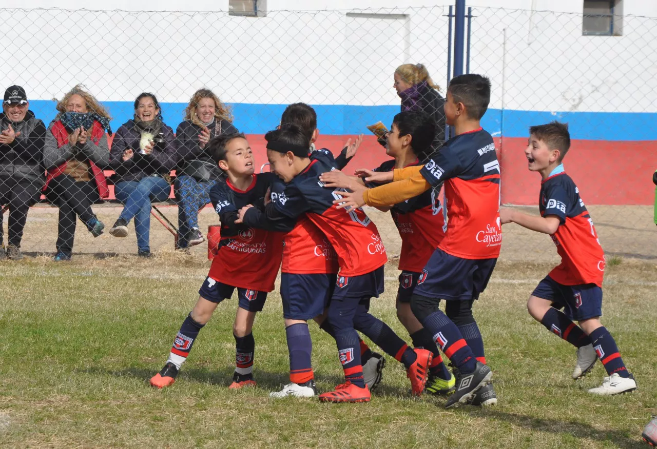 Centro Social vs Lutgardis vs Banda Norte (120)