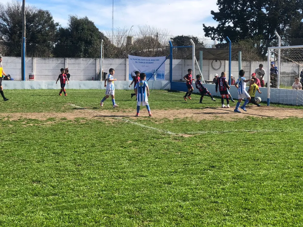 Infanto Juveniels Centro Social Roncedo Defensores Accion Juvenil (2)