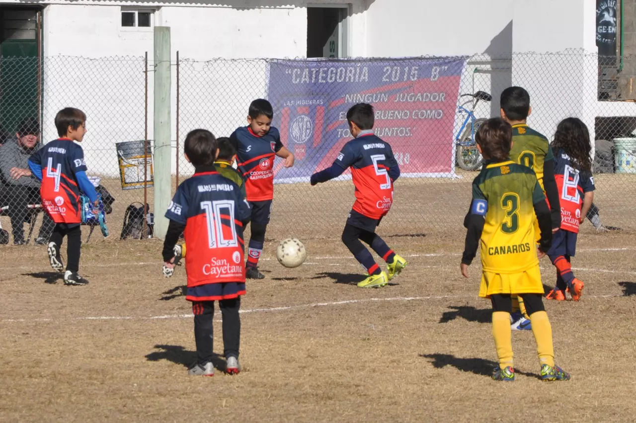 Centro Social vs Roncedo vs Deportivo Rio Cuarto (17)