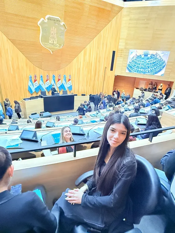 PROGRAMA ESTUDIANTES LEGISLADORES (9)