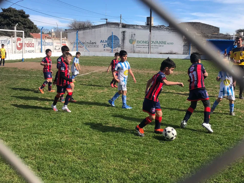 Infanto Juveniels Centro Social Roncedo Defensores Accion Juvenil (12)