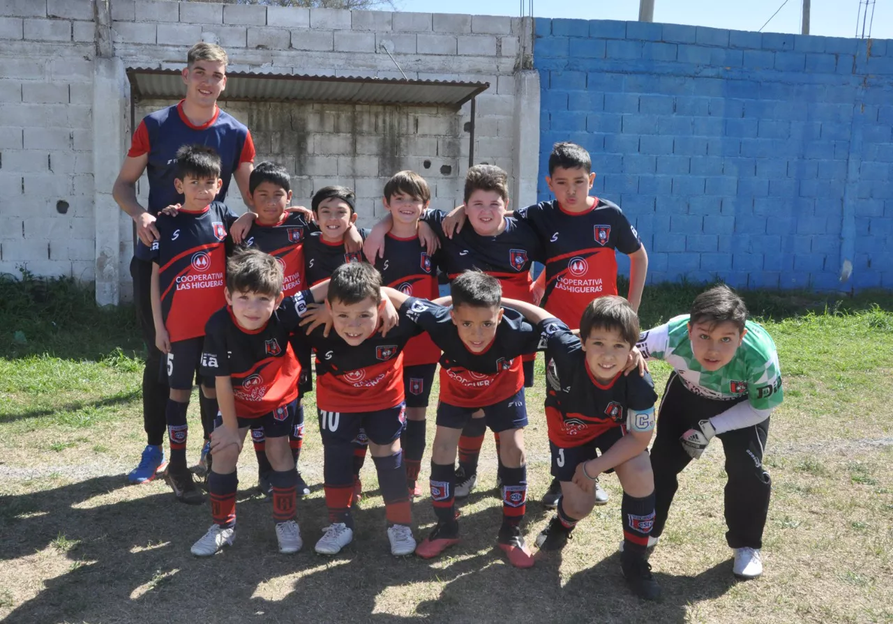 Centro Social vs Defensores de Alberdi vs Juventud Unida Río Cuarto (142)