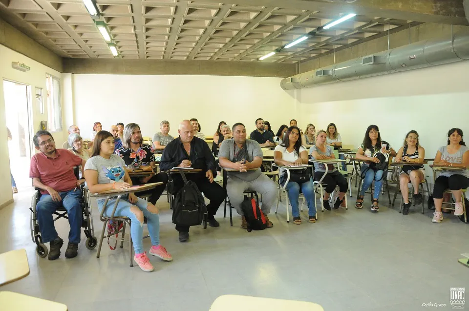 MAYORES 25 AÑOS UNRC