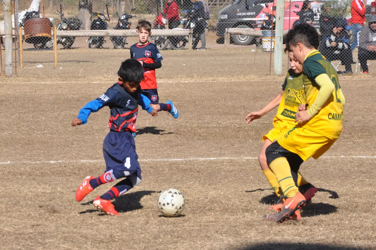 Centro Social vs Roncedo vs Deportivo Rio Cuarto (68)
