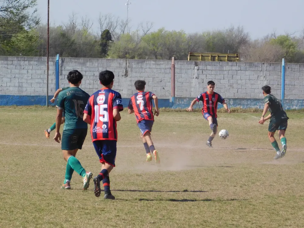 Centro Social Banda Norte Correos Renato Cesarini (128)