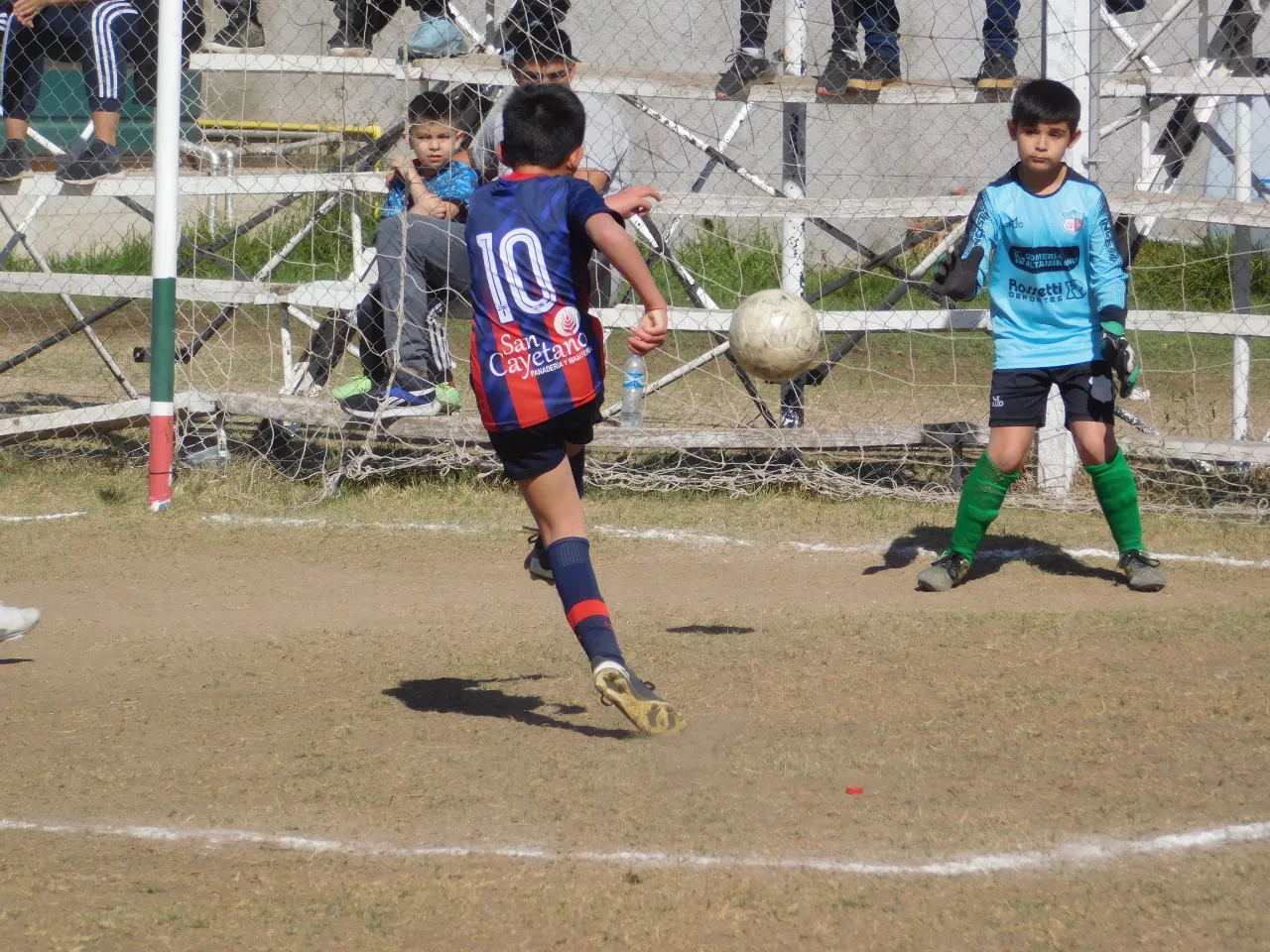 Centro Social vs Defensores de Alberdi vs Juventud Unida Río Cuarto (53)