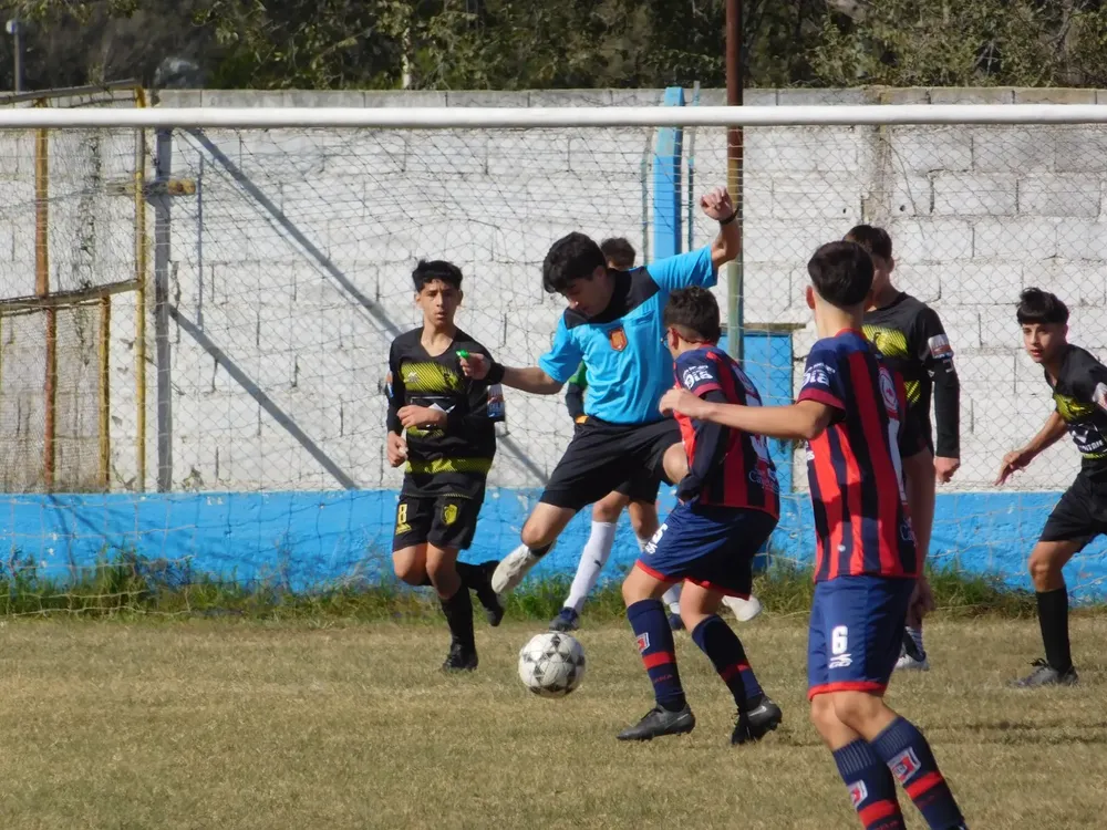 Centro Social vs Correos vs Defensores de Alberdi Socialeritas (168)