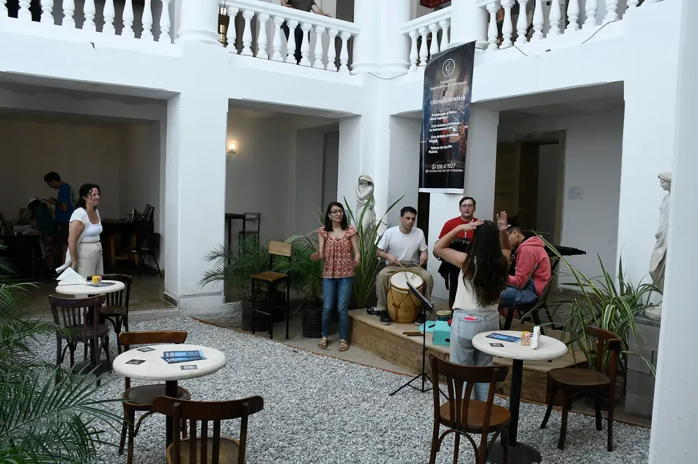 584981647_1414142644045433_6972799794626439728_n