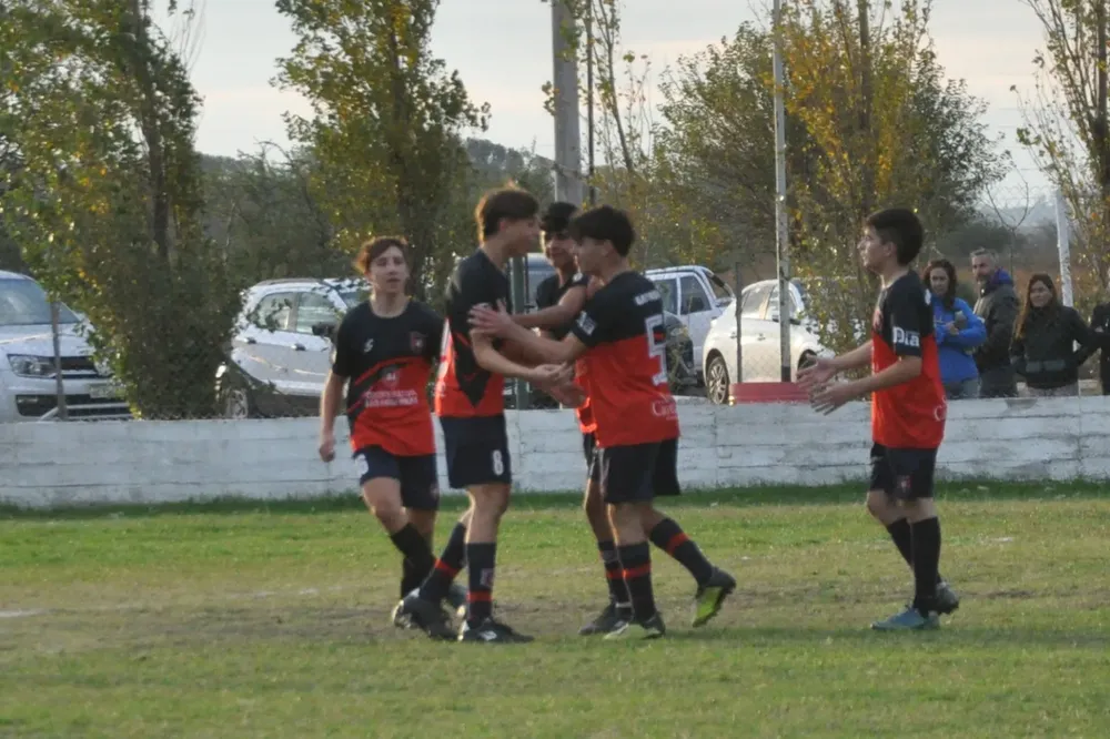 Fecha 10 Infantiles Juveniles Centro Social Fusión FC Atenas B (1)
