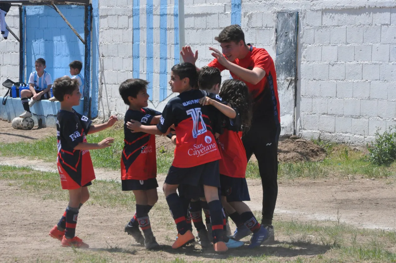 Centro Social Alberdi  Atenas (125)