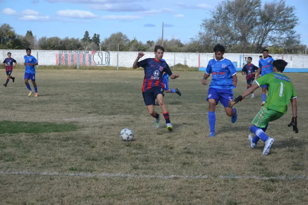 Centro Social vs Correos vs Defensores de Alberdi Socialeritas (75)