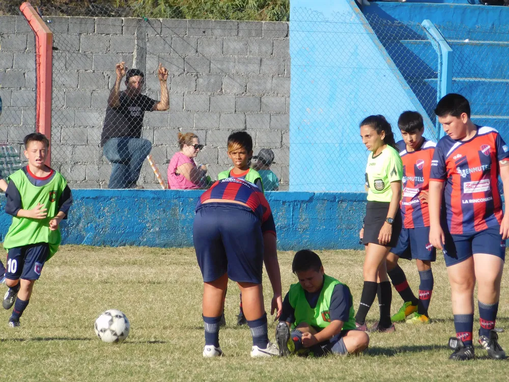 Infantiles Juveniles Centro Social San Lorenzo Bulnes Ateneo Vecinos Argentinso Jrs (68)