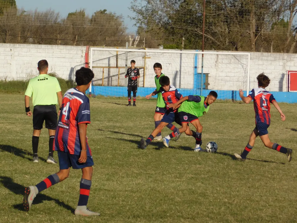 Infantiles Juveniles Centro Social San Lorenzo Bulnes Ateneo Vecinos Argentinso Jrs (116)