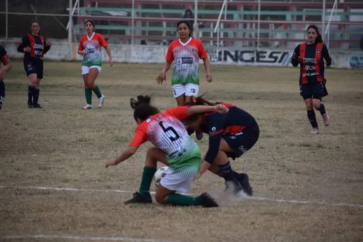 Centro Social Socialeras vs Juventud Unida  (8)