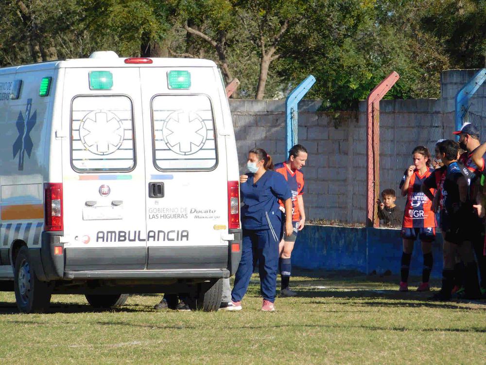 Centro Social F vs Atenas_41