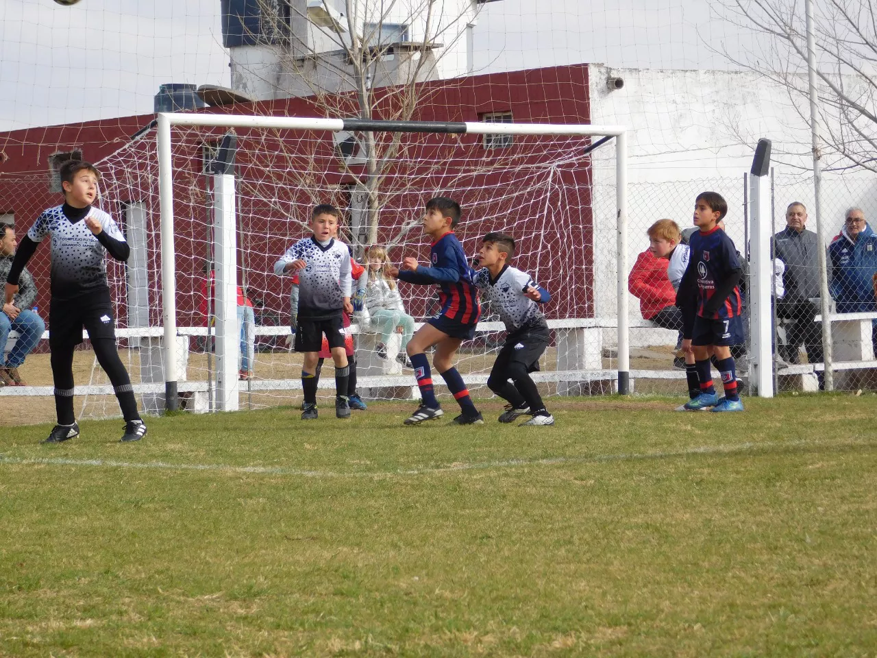 Centro Social vs Lutgardis vs Banda Norte (7)