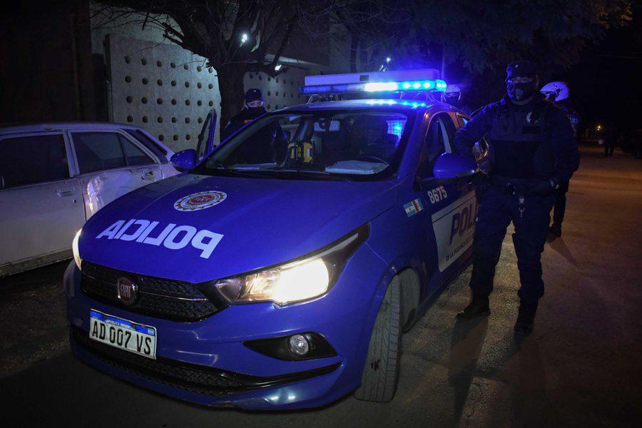 POLICIA