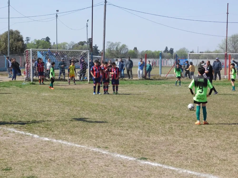 Centro Social Banda Norte Correos Renato Cesarini (141)
