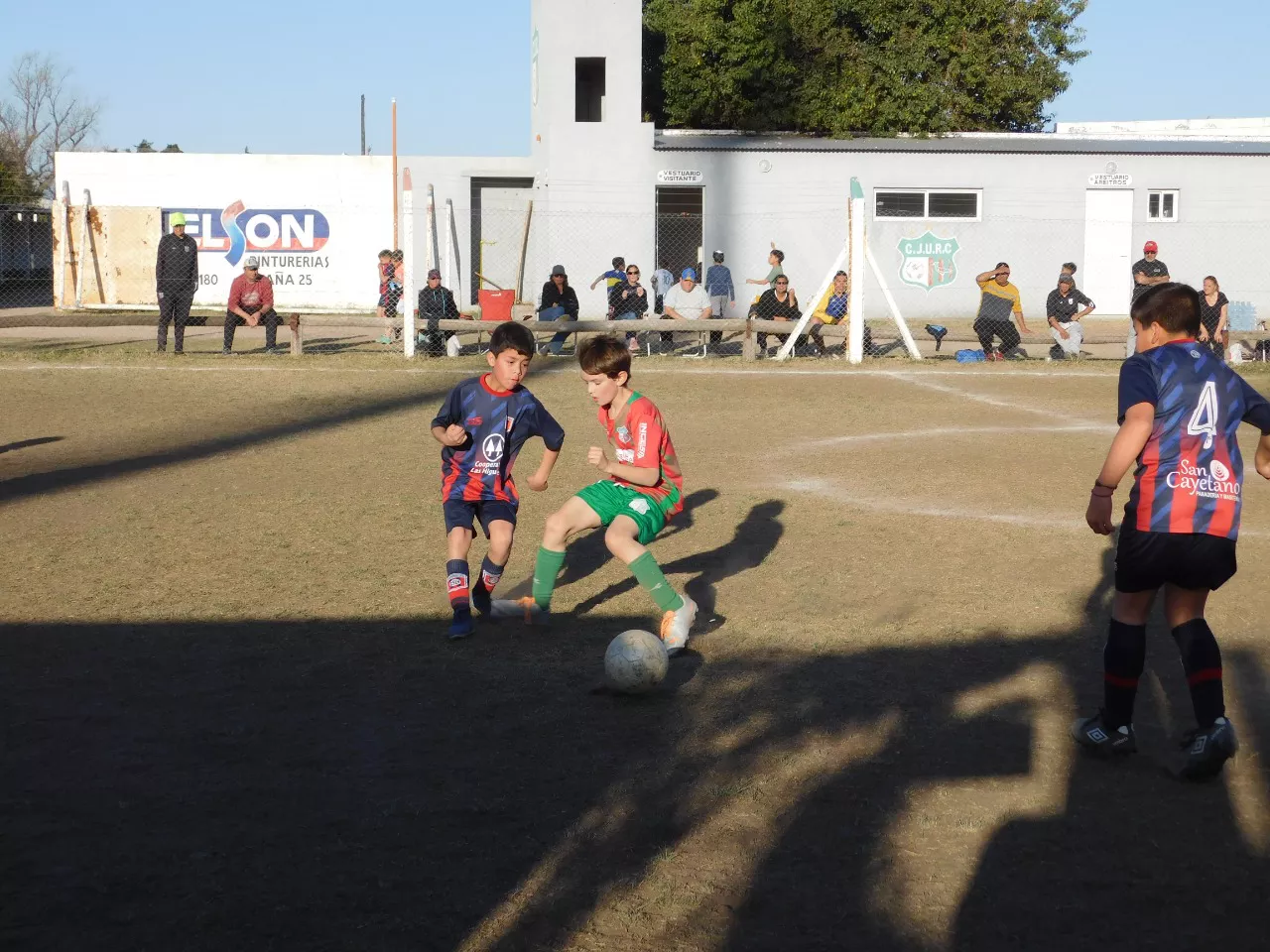 Centro Social vs Defensores de Alberdi vs Juventud Unida Río Cuarto (98)