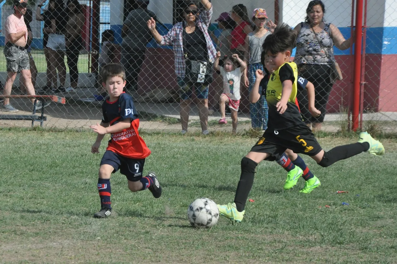 Centro Social Banda Norte B Correos y Telecomunicaciones (168)
