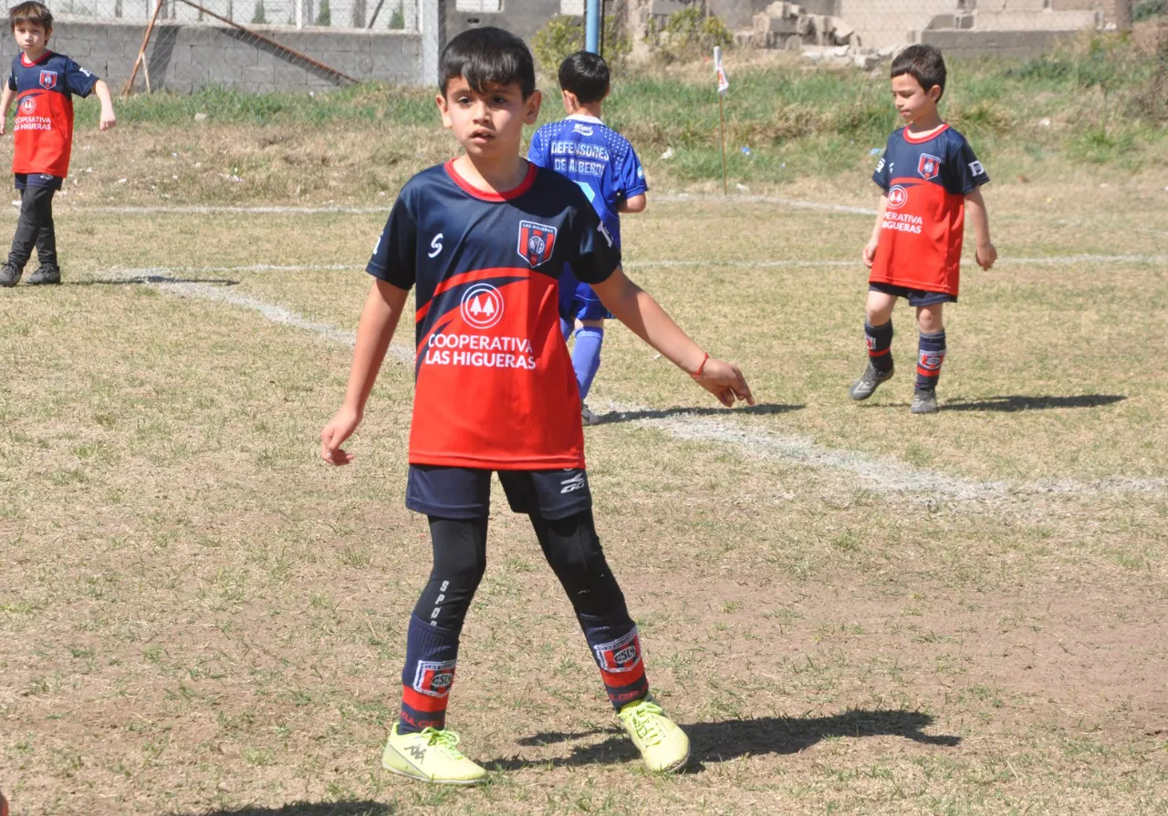 Centro Social vs Defensores de Alberdi vs Juventud Unida Río Cuarto (129)