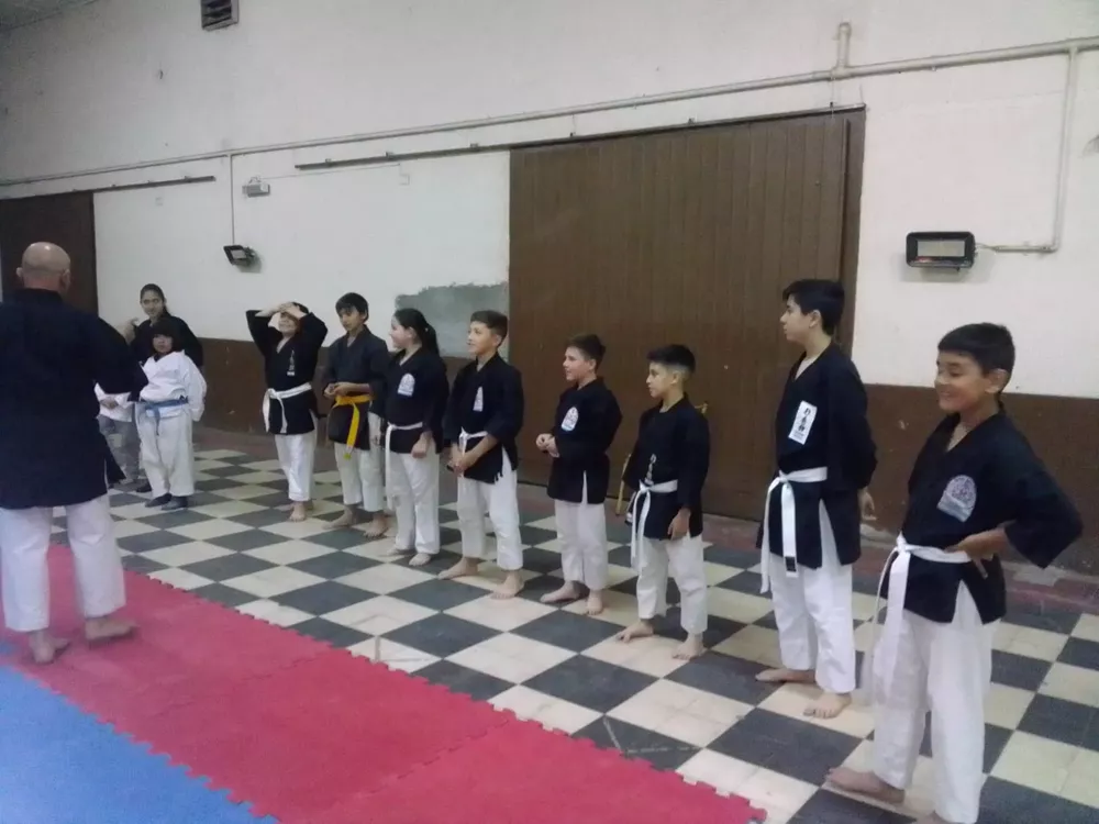 KARATE (1)