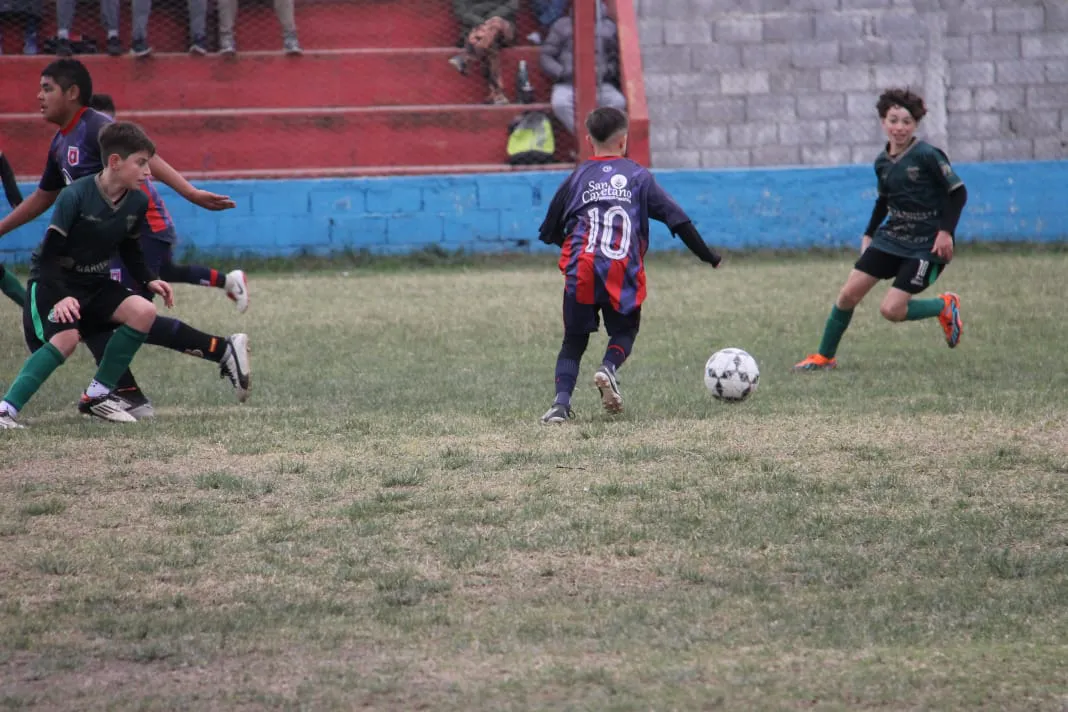 Infanto Juveniles Centro Social Vs Banda Norte vs Talleres (70)