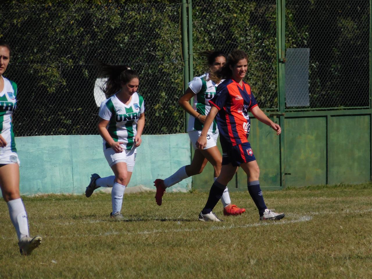Fecha 1 Centro Social Femenino vs UNRC (12)