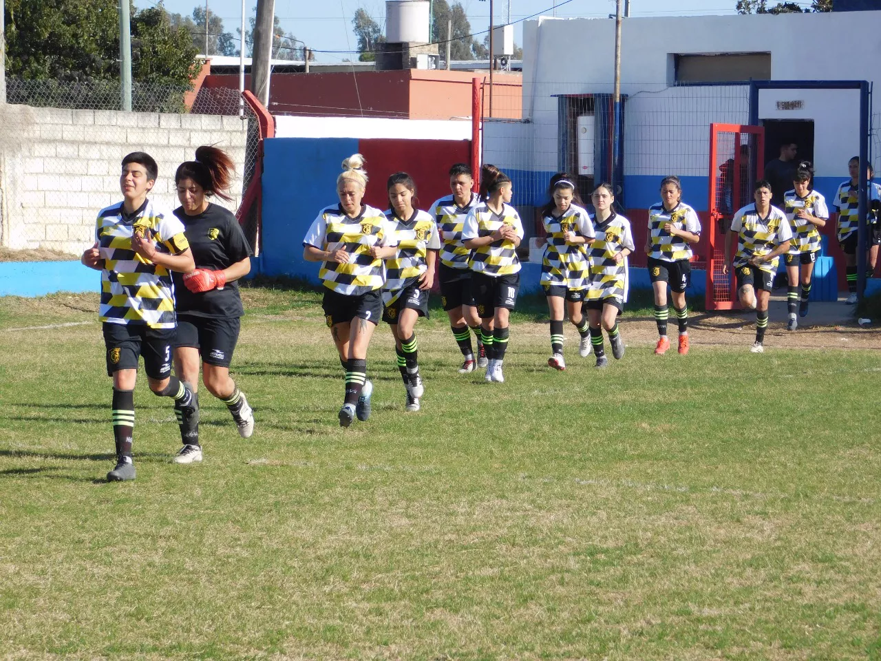 Socialeras vs Correos (4)