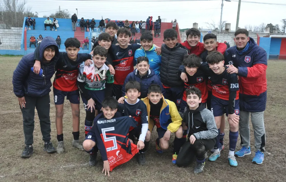 Centro Social Infanto Juvenil vs Social Recreativo Fusion (98)