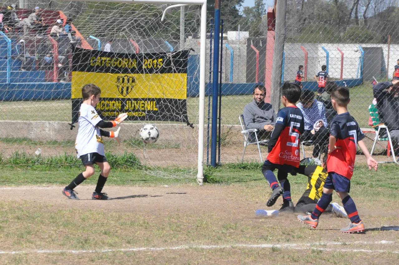 Centro Social Deportivo Municipal Acción Juvenil Socialeritas (37)