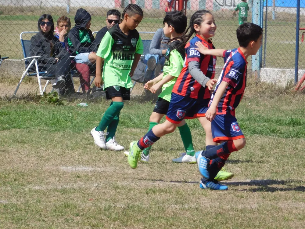 Centro Social Banda Norte Correos Renato Cesarini (71)