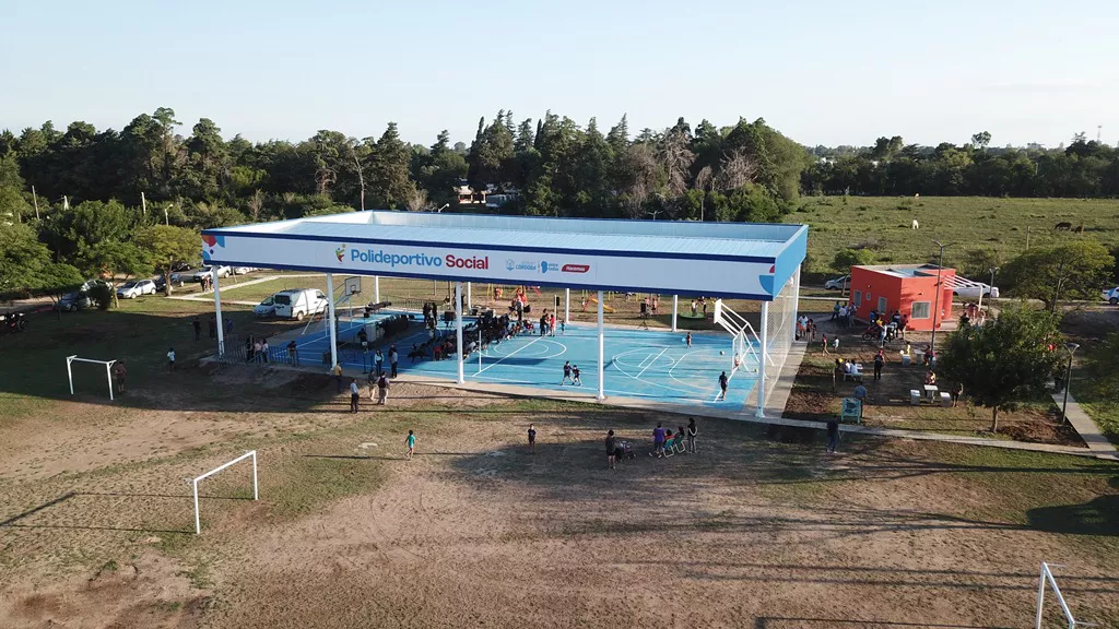 POLIDEPORTIVO (2)
