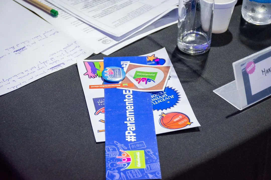 PARLAMENTO ESTUDIANTIL 