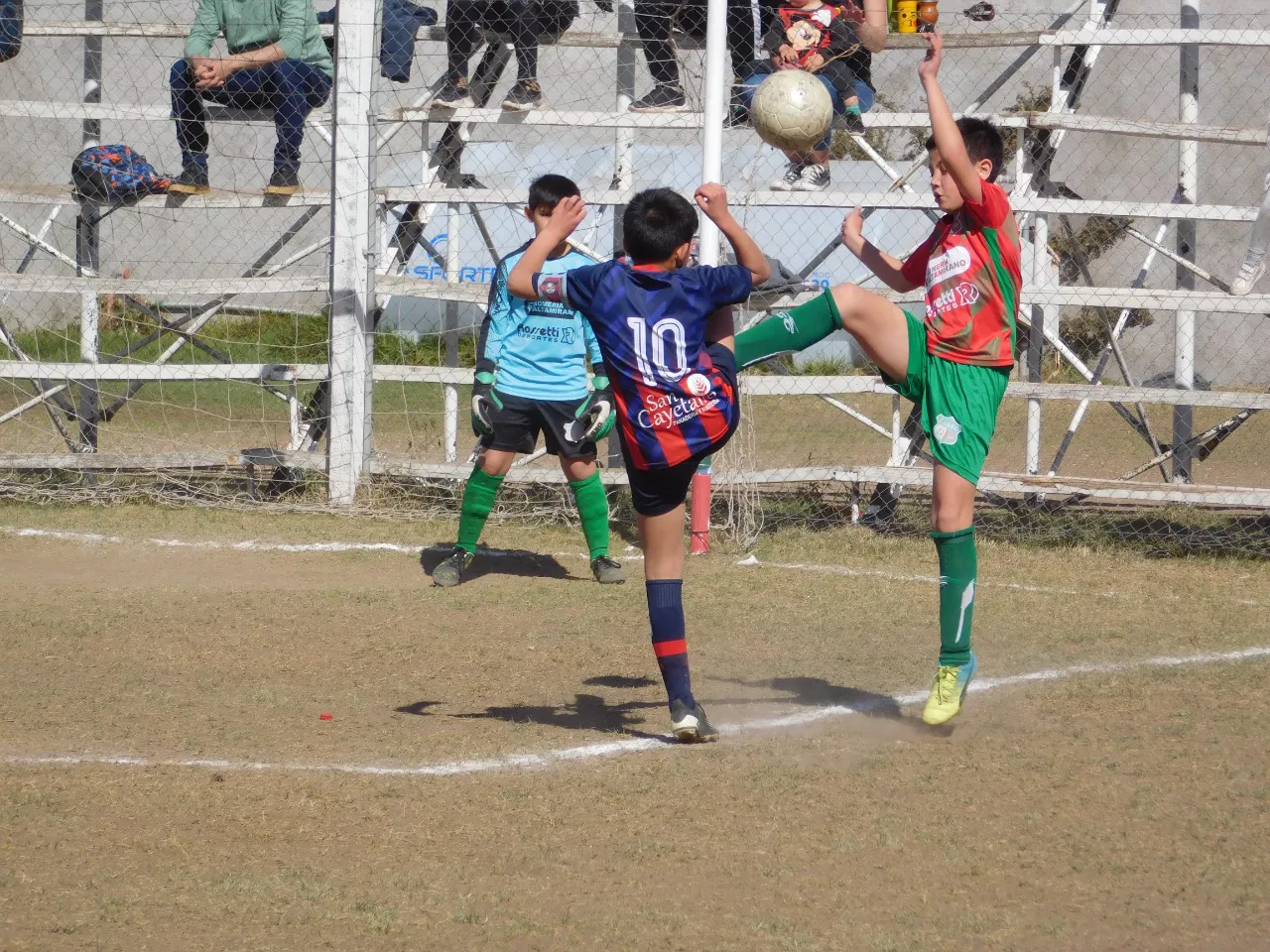 Centro Social vs Defensores de Alberdi vs Juventud Unida Río Cuarto (49)