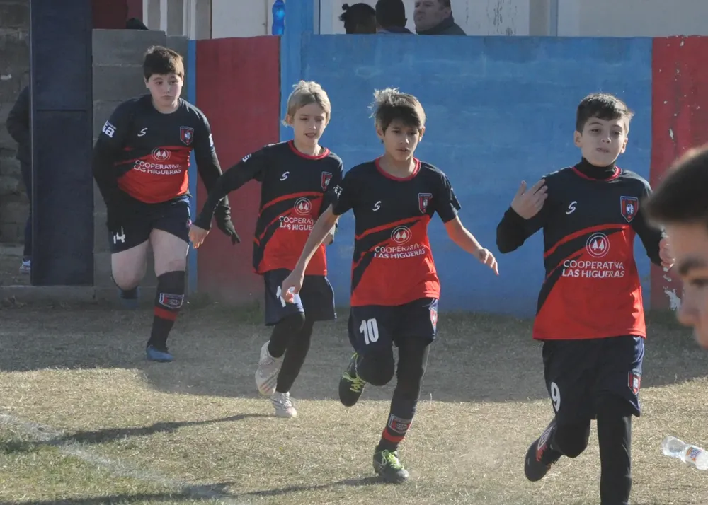 Centro Social Alberdi Everton (110)