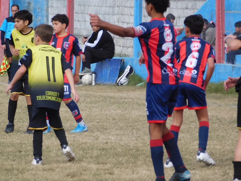 Centro Social vs Correos vs Defensores de Alberdi Socialeritas (197)