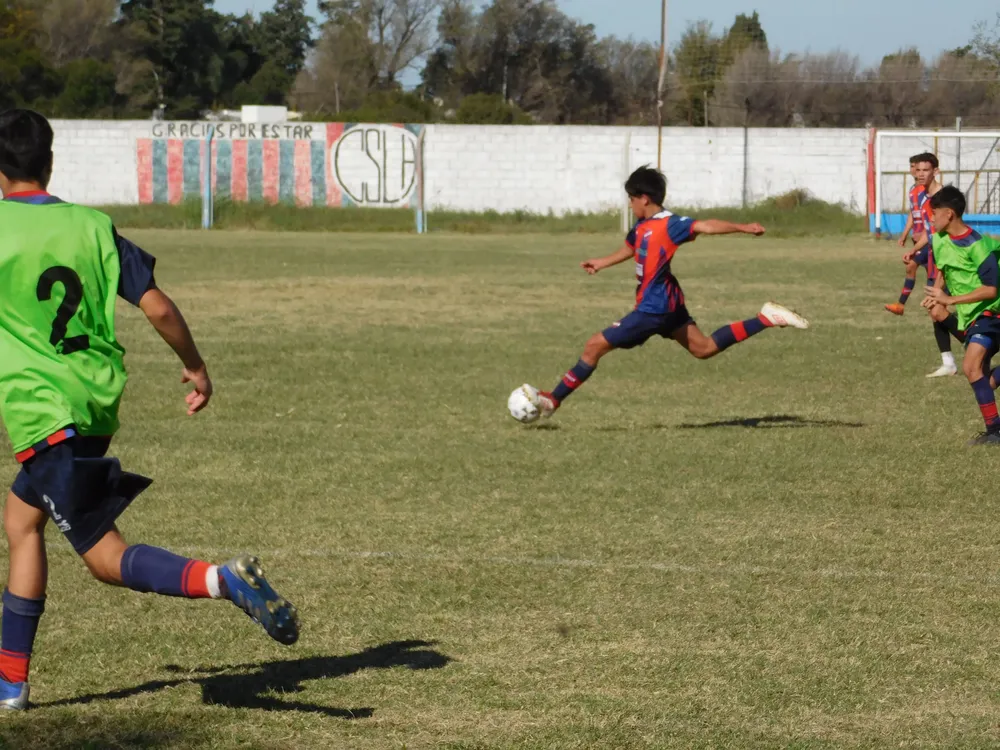 Infantiles Juveniles Centro Social San Lorenzo Bulnes Ateneo Vecinos Argentinso Jrs (6)
